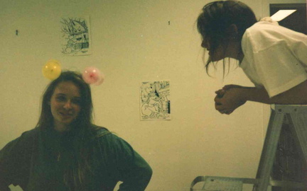 1993 SRP Decorating for the Party