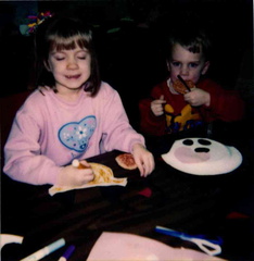 1995 Heart and Animal Crafts, with cookies
