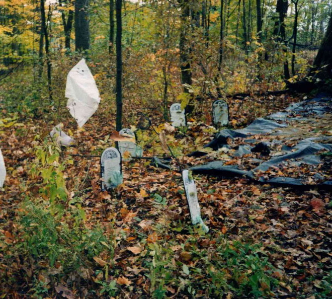 1997 Halloween Hollow--Ghost Beach (2).jpg